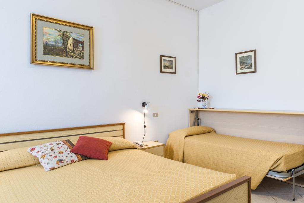 Hotel Cristina San Rocco di Piegara Eksteriør bilde