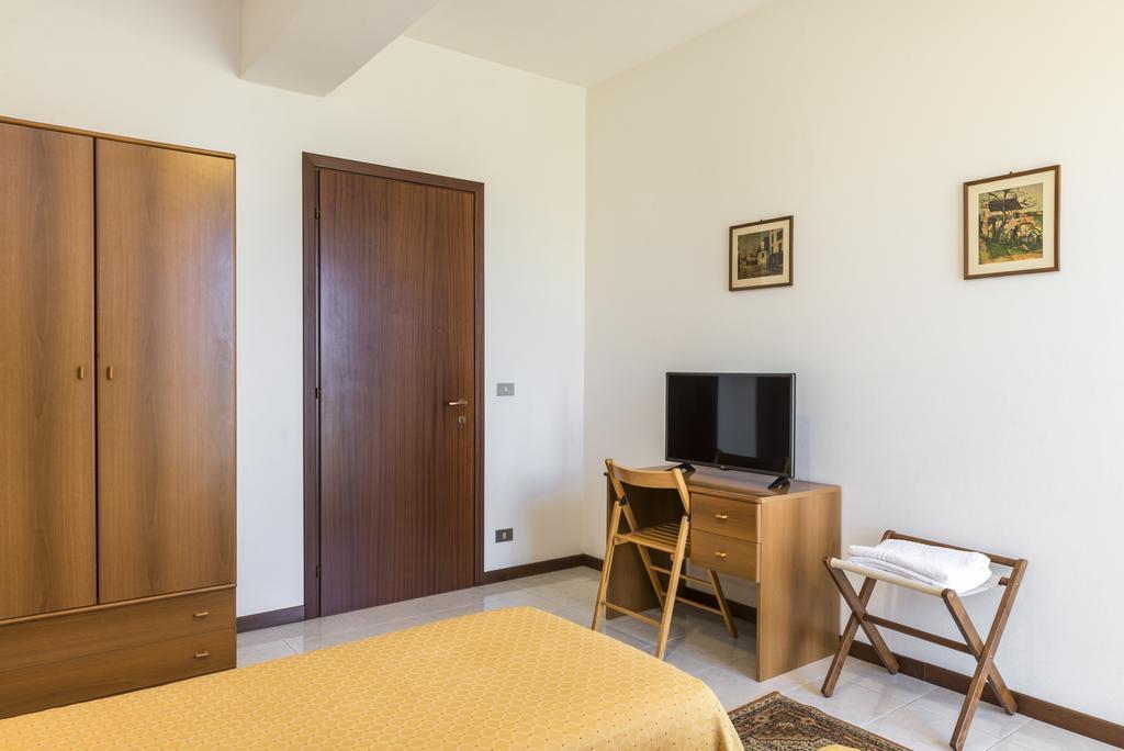 Hotel Cristina San Rocco di Piegara Eksteriør bilde