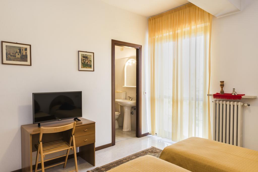 Hotel Cristina San Rocco di Piegara Eksteriør bilde