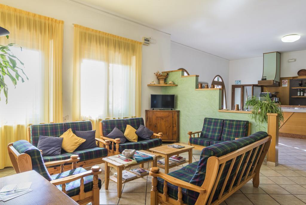 Hotel Cristina San Rocco di Piegara Eksteriør bilde