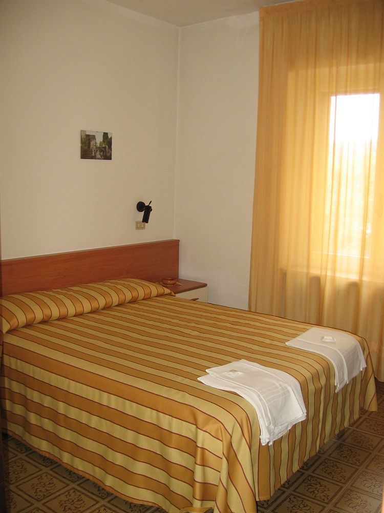Hotel Cristina San Rocco di Piegara Eksteriør bilde
